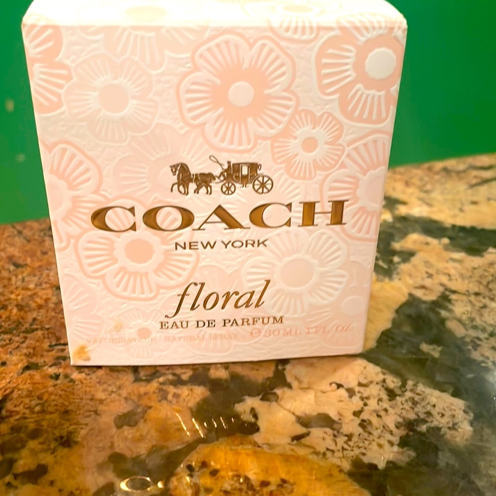 Coach Floral , eau the perfume .